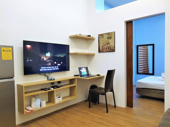 Fully Furnished Smart One Bedroom in Fairview, QC. Serviced