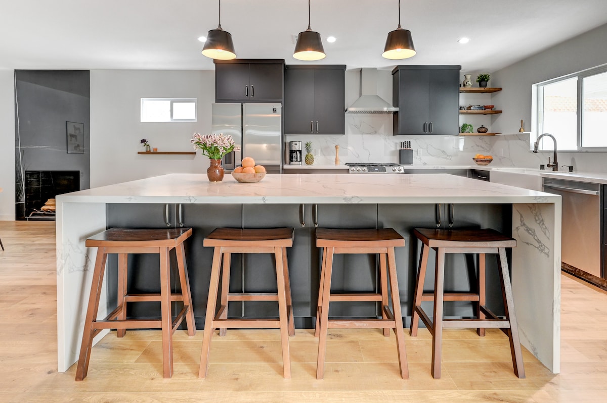 Cozy Retreat Near UNLV, Las Vegas Strip - Houses for Rent in Las Vegas,  Nevada, United States - Airbnb