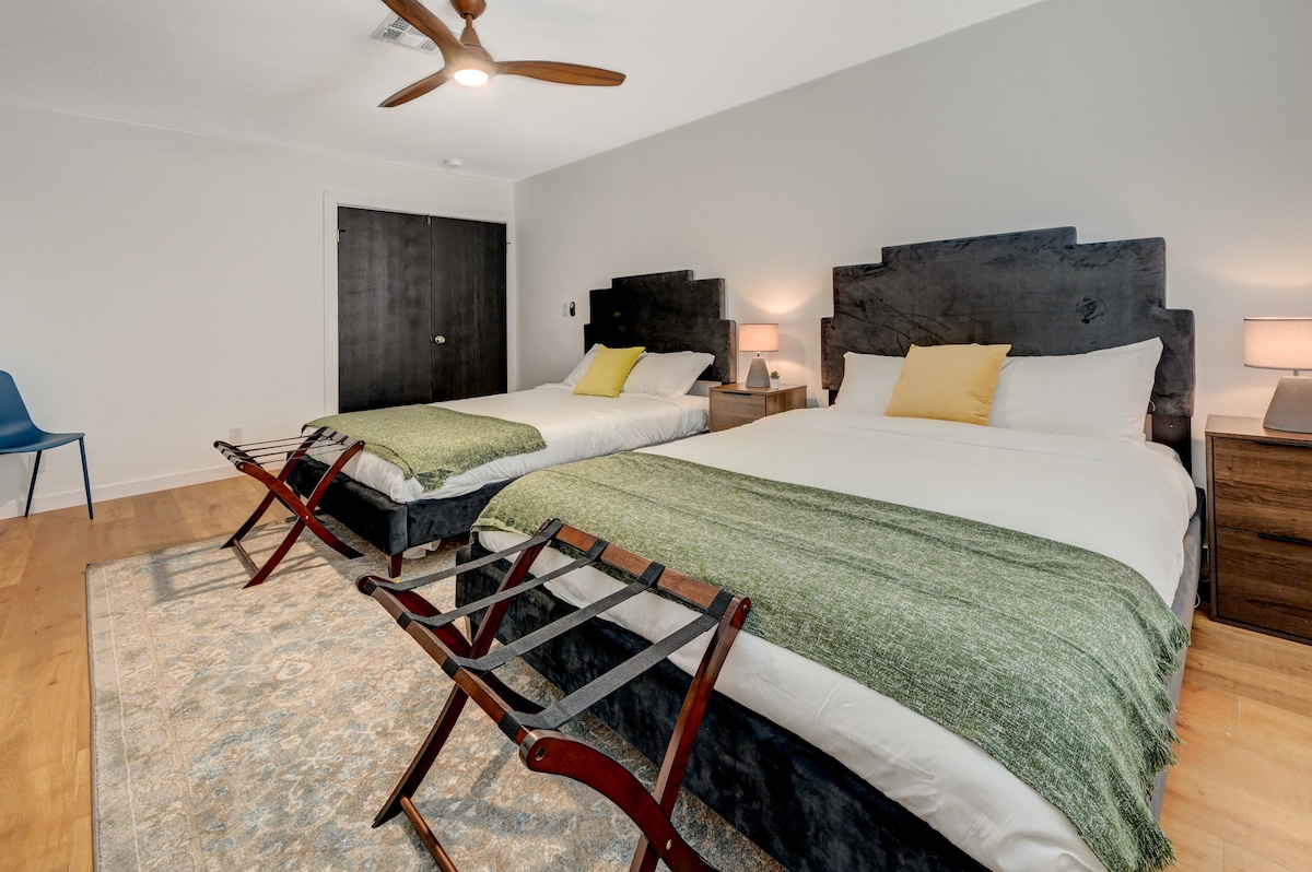 Cozy Retreat Near UNLV, Las Vegas Strip - Houses for Rent in Las Vegas,  Nevada, United States - Airbnb