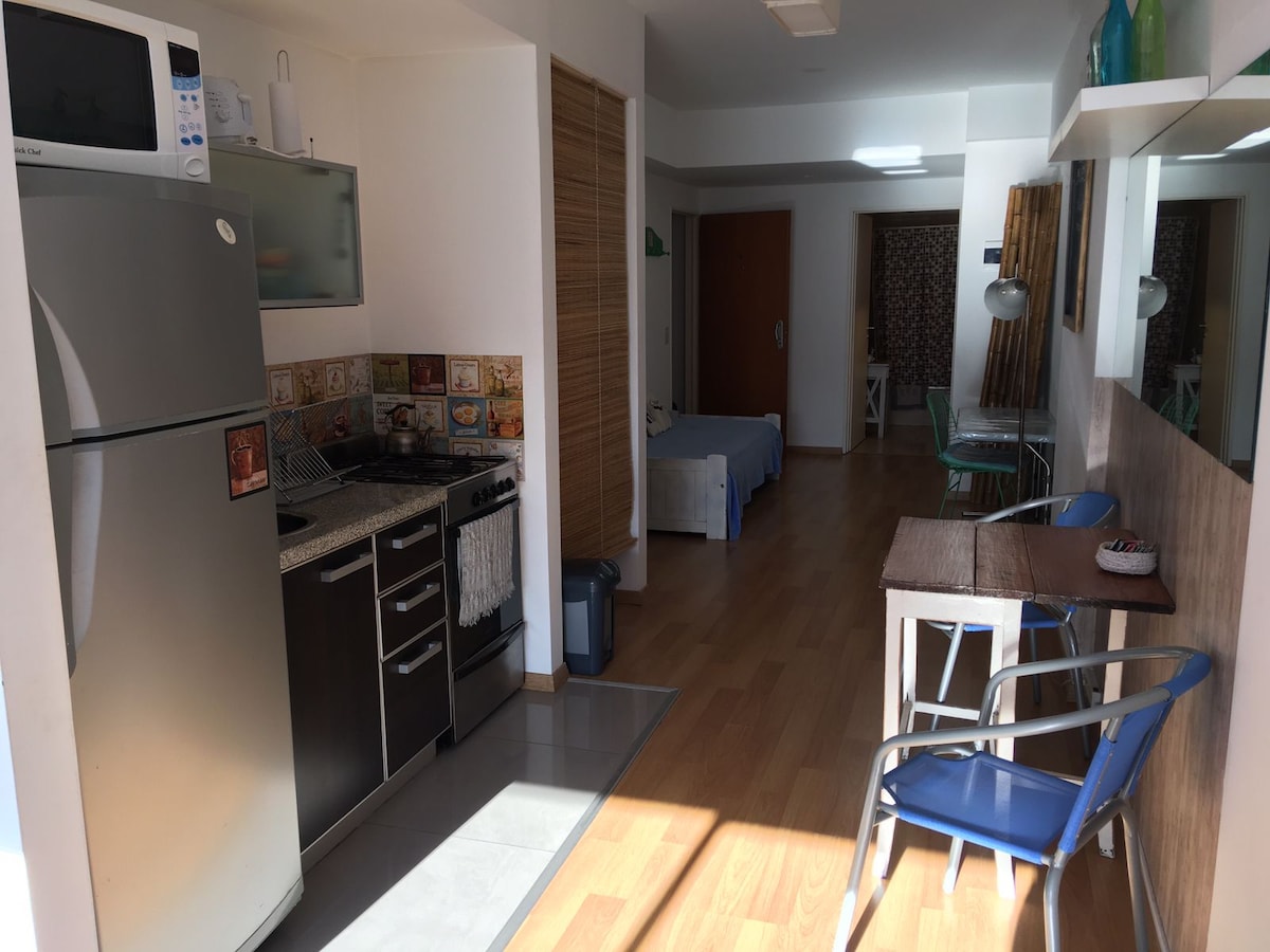 Studio apartment in Palermo with rooftop pool
