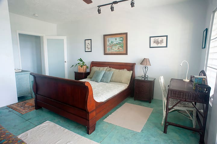 Frangipani Room.  Workspace.