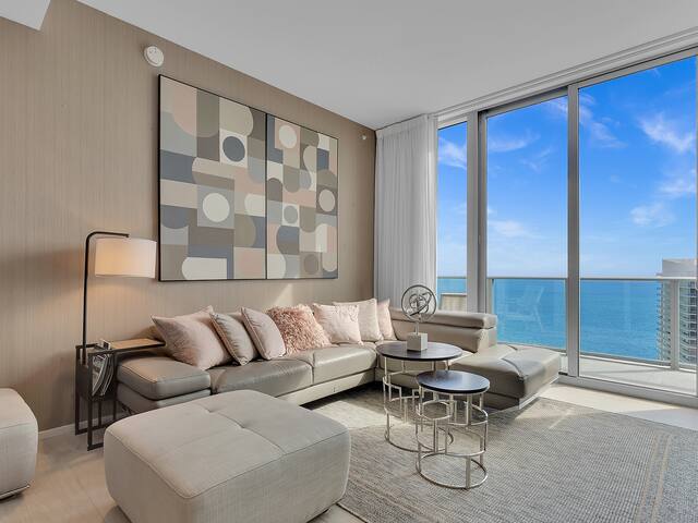 5 ★ PH BREATHTAKING Ocean View Brand New 2BR/BTH