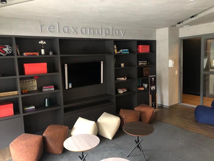 Chumba cha televisheni na michezo