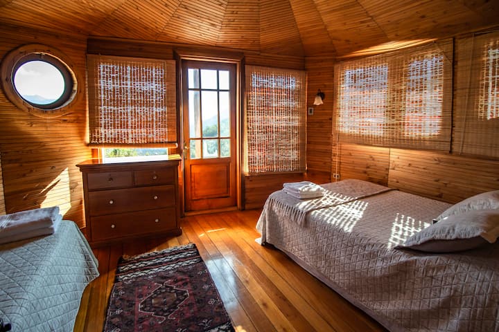 Bedroom 3
Bed 2 beds + Bed 1 place