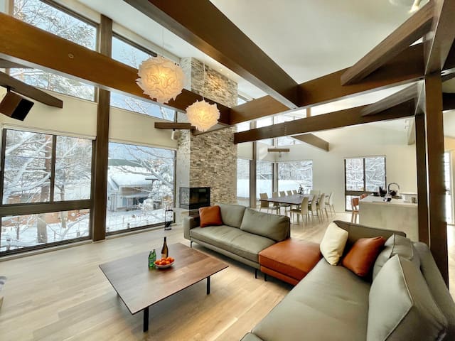 Hakuba White Fox Company managed Airbnb listing 2