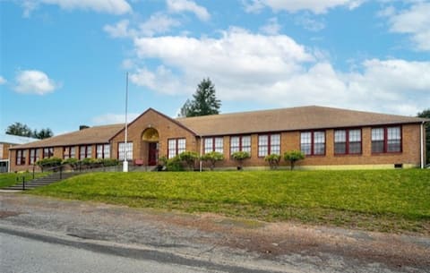 Mineral Schoolhouse