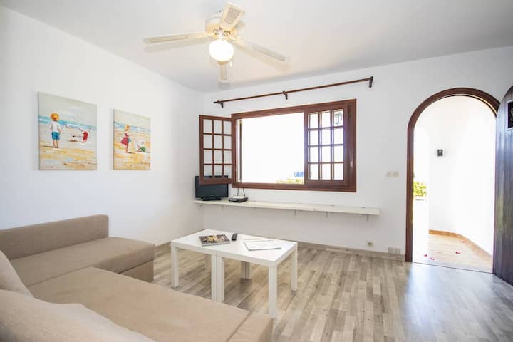 Bonito Apartamento En Playa De Son Bou - Es Mercadal