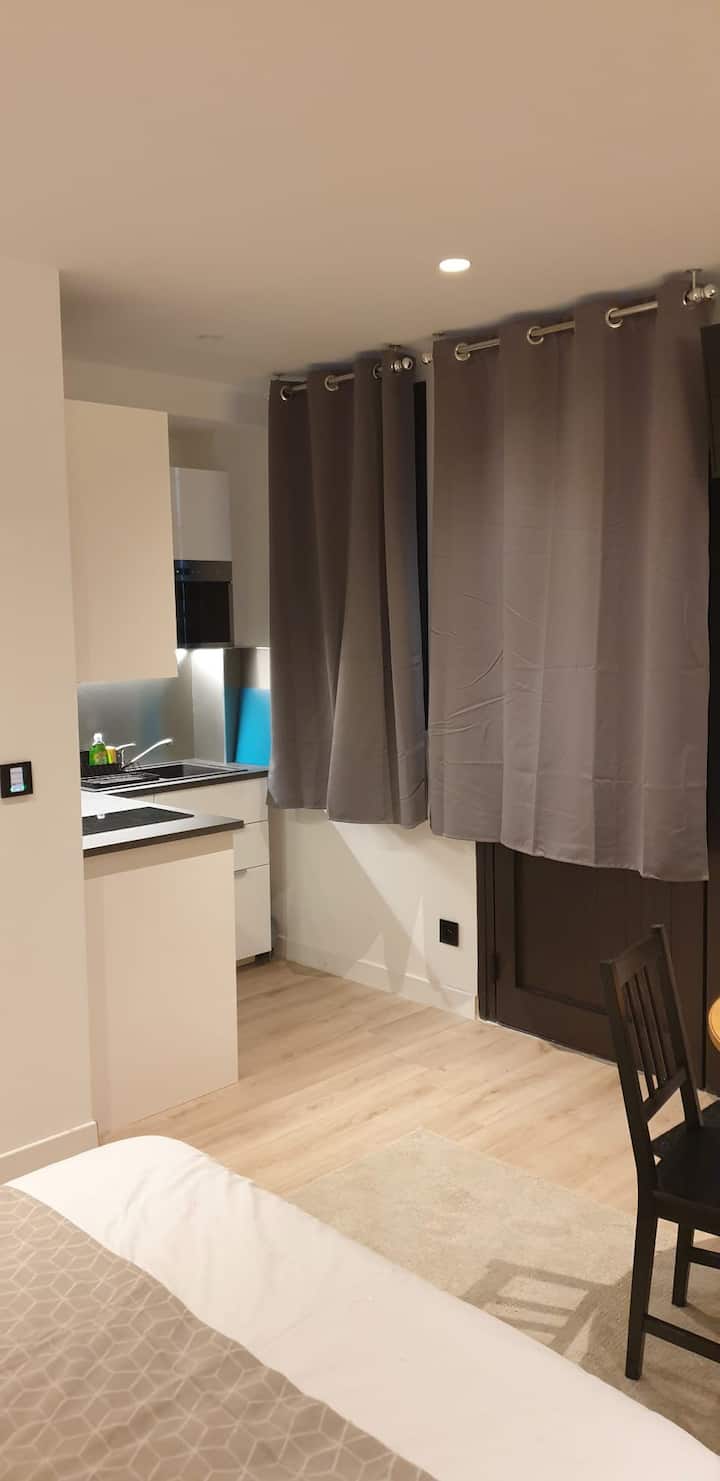C9 Mini Studio Design 175Blo-Paris Convention - Apartments for 