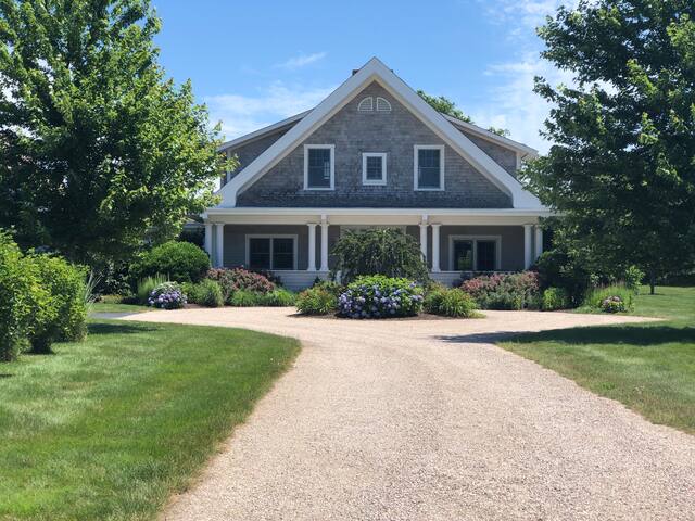 Pickleball & Heated Pool in private backyard oasis gallery image 3