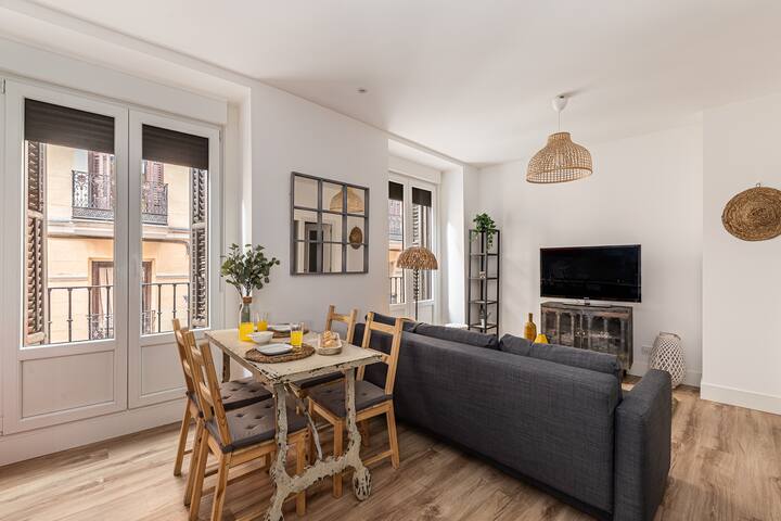 Waou Puerta del Sol IV – Alquiler Corta Duración gallery image 5