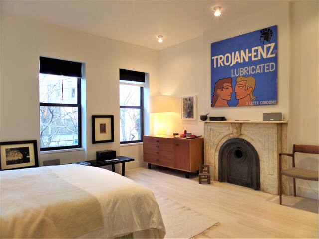 Beautiful, Stylish Brooklyn Brownstone Duplex gallery image 4