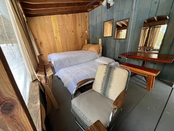 Ეკრანი საძილე ვერანდაზე