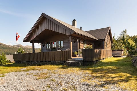 Kvamskogen -Locking cabin,9 beds and jacuzzi