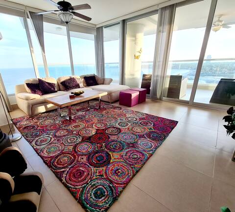 Bahia Beachfront, 3 BR, Flexible Cancellation