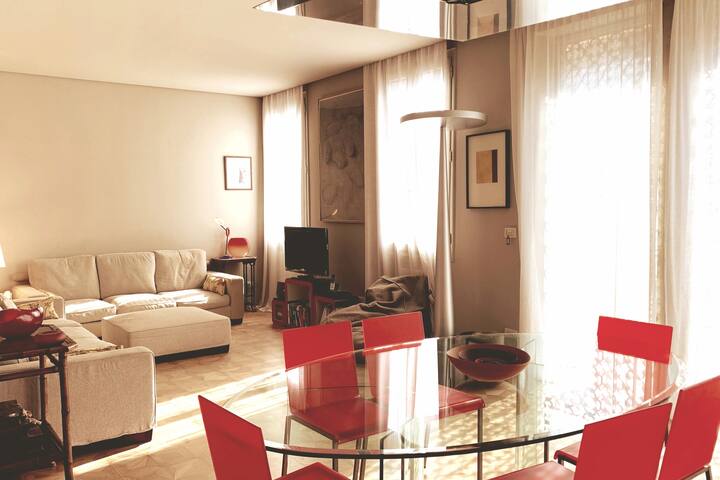 Terrazza San Barnaba-5 bedrooms canal view apartm. gallery image 4
