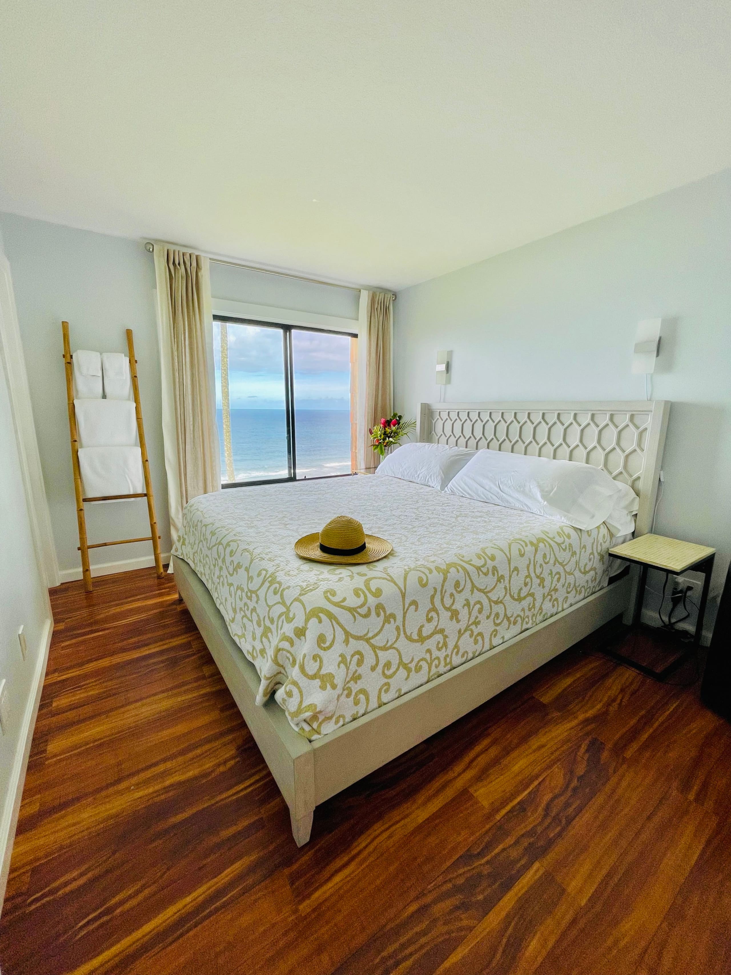 Condo in Princeville · ★4.84 · 1 bedroom · 1 bed · 1 bath - Image 14