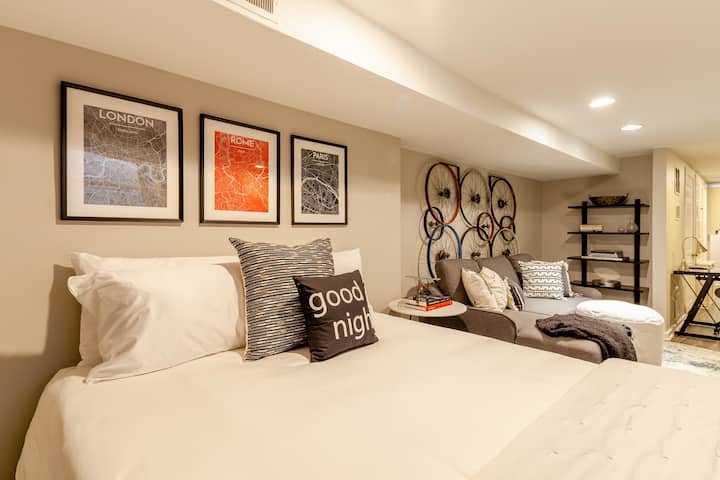 Puntaje de caminata 98 Llegada autonoma 1 minuto Tiendas Smart TV Apartamentos en alquiler en Washington Distrito de Columbia Estados Unidos Airbnb