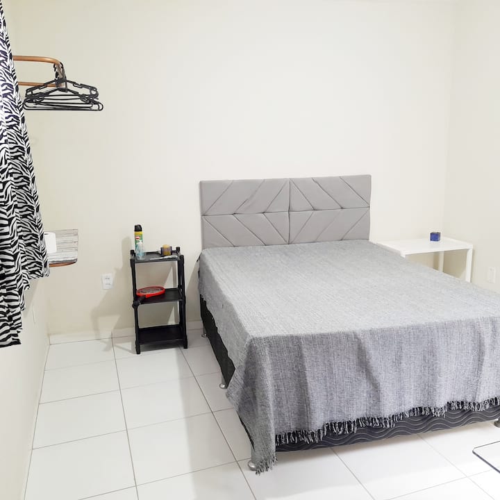 მეოთხე სართული მაღლა.