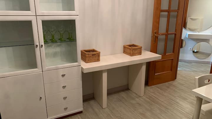 Agréable Appartement En Deuxième Ligne De Plage - Santa Susanna