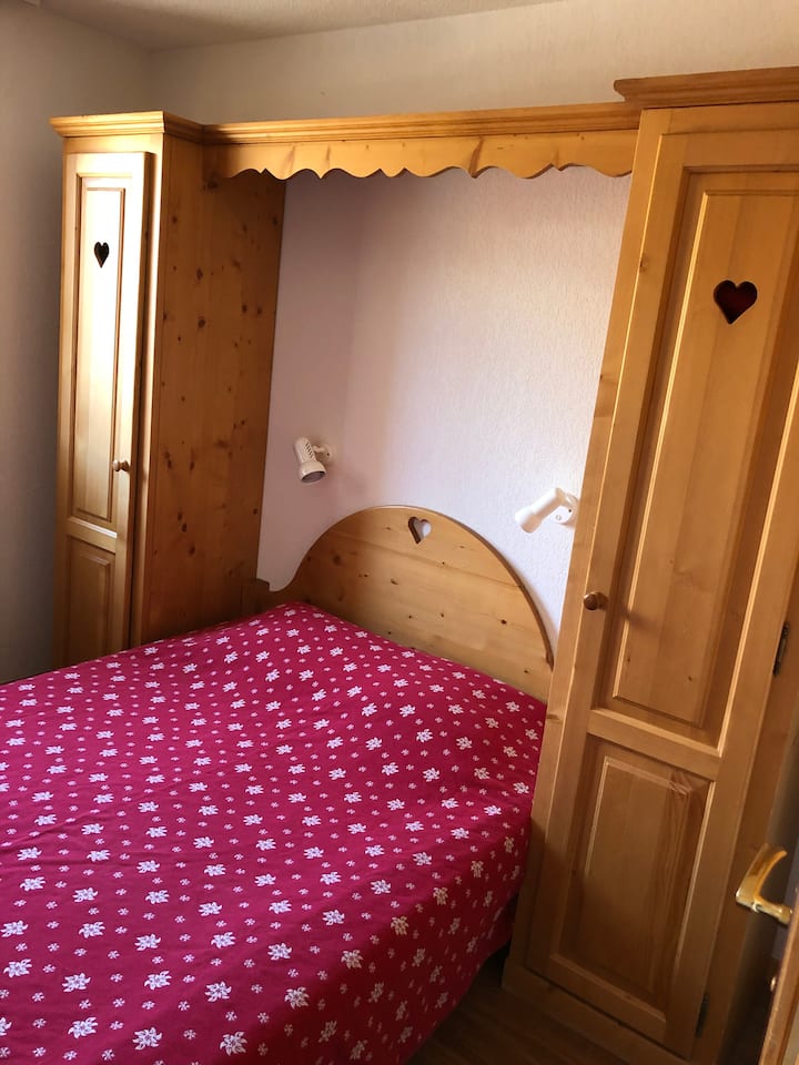 chambre 1 avec lit double
