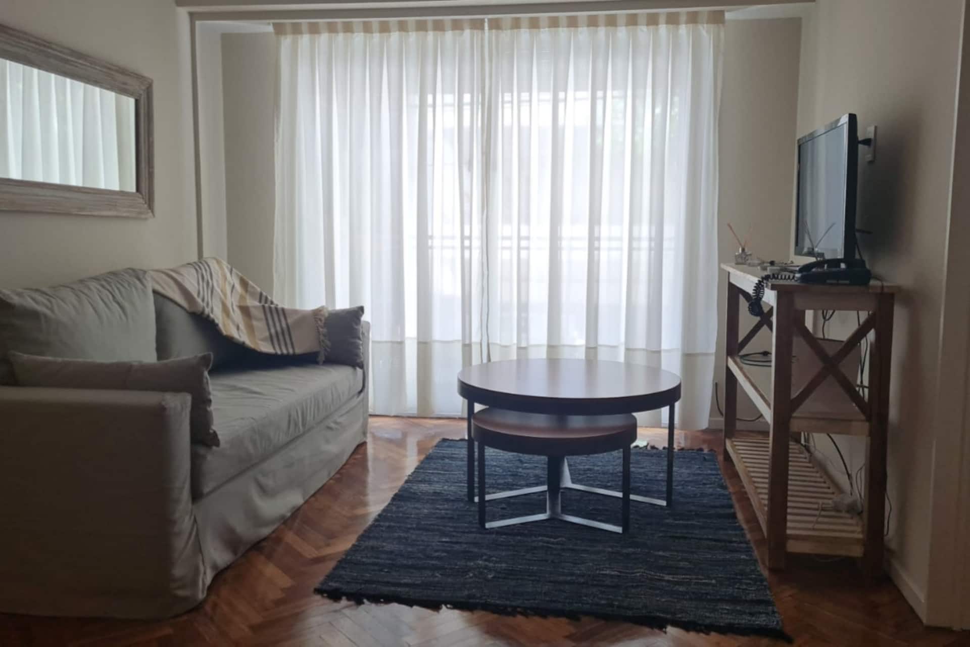 Apartamento de dois quartos mobiliado em Palermo