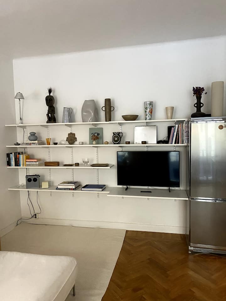 Stylish & Central Apartment With Balcony - Stockholm