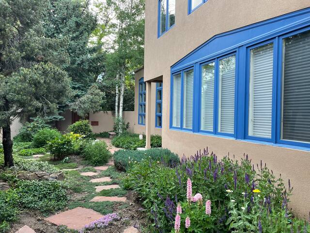 Spacious, Walkable Wash Park Residence gallery image 2