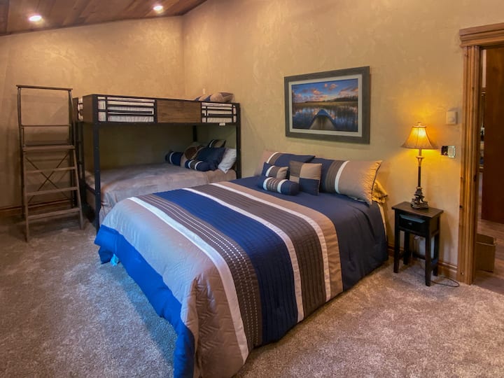 Bedroom 5