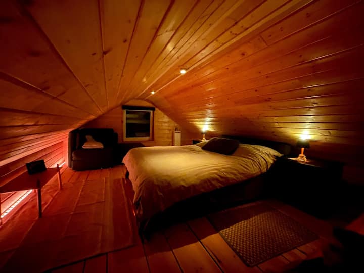 Mezzanine spavaća soba