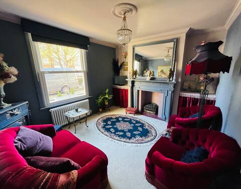 Character Victorian townhouse - conservation area