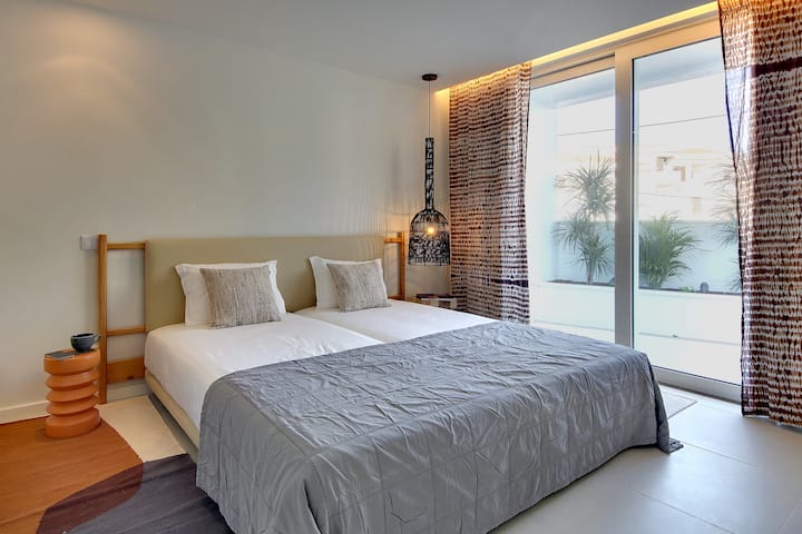 Suite1- 2 kreveta za jednu osobu s varandom