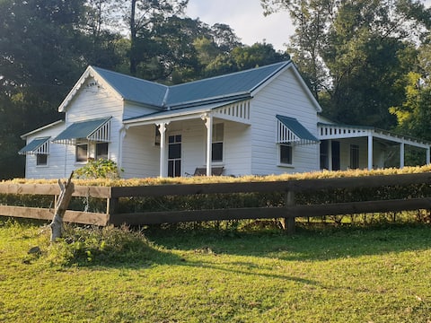 Blue Hills Cottage