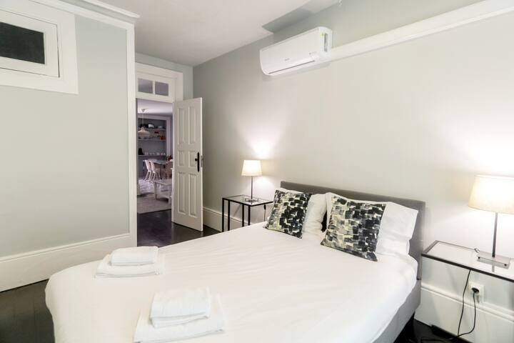 Galerias Nightlife Flats 4 gallery image 3