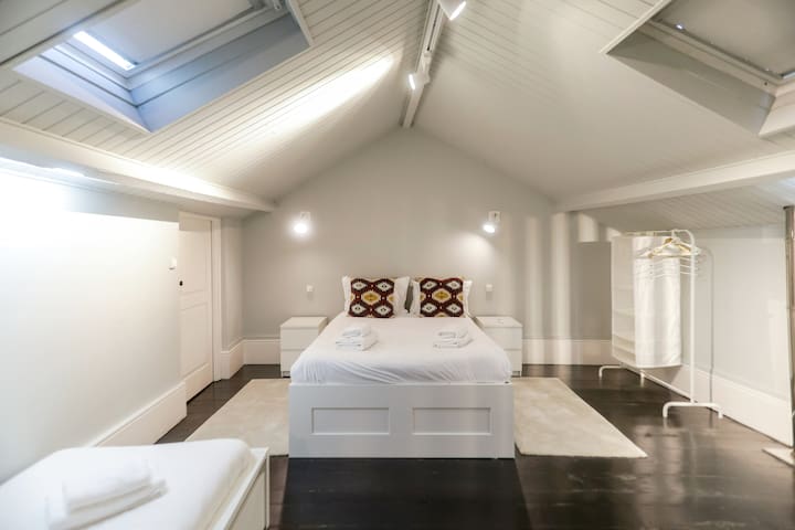 Galerias Nightlife Flats 4 gallery image 2