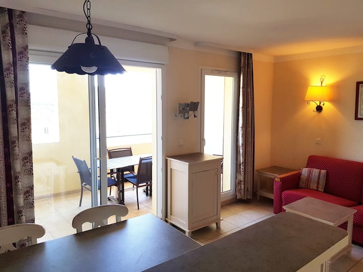 Bel Appartement Golf De Pont Royal Avec Piscine - Mallemort