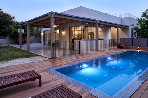 Zendo Villa
