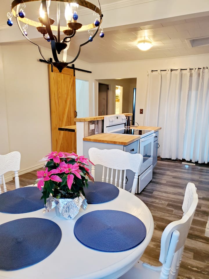 Top 12 PetFriendly Cabins In Drumheller, Canada Updated 2024 Trip101