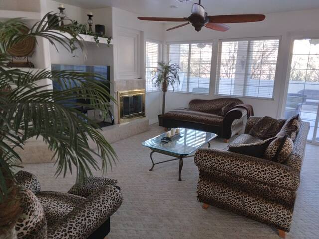 Las Vegas vacation home gallery image 4