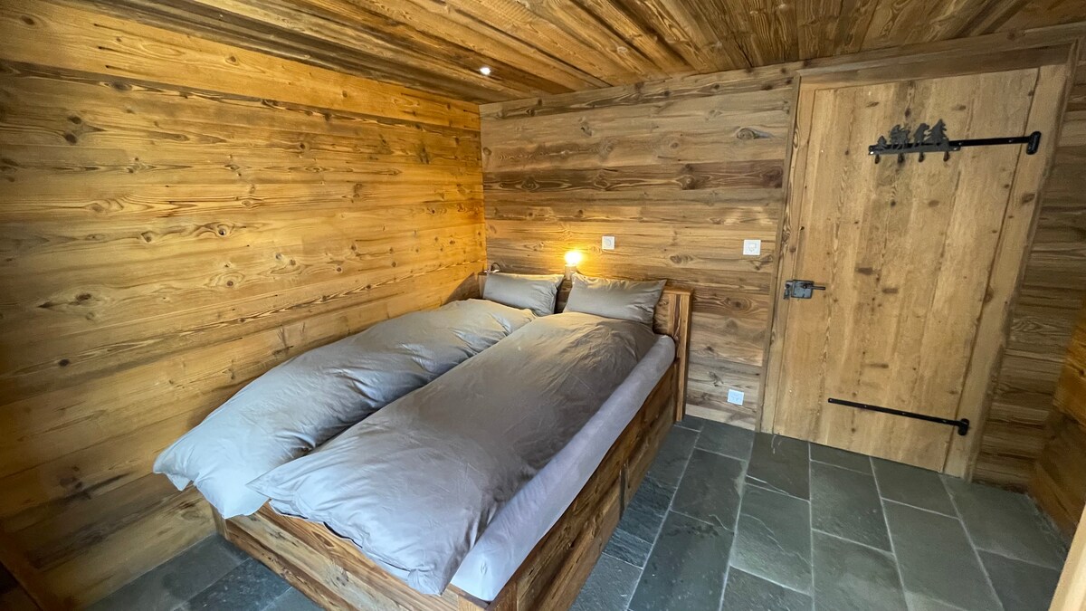 غرفة النوم 1