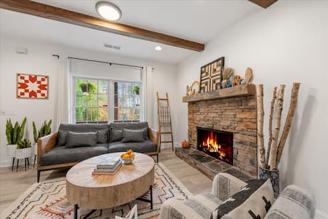 Top performing Airbnb: Normita's Cottage 3-BR GA Mountains in Mc Caysville