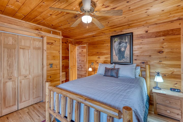Main Level: Cozy Bedroom with a Queen-size Bed. Opens up to the Back Porch.