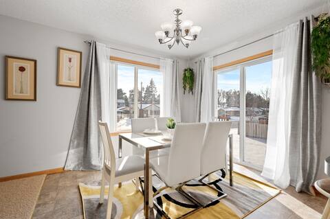 Cozy Home-2 King Beds/2 Queen Beds - St Paul/MOA