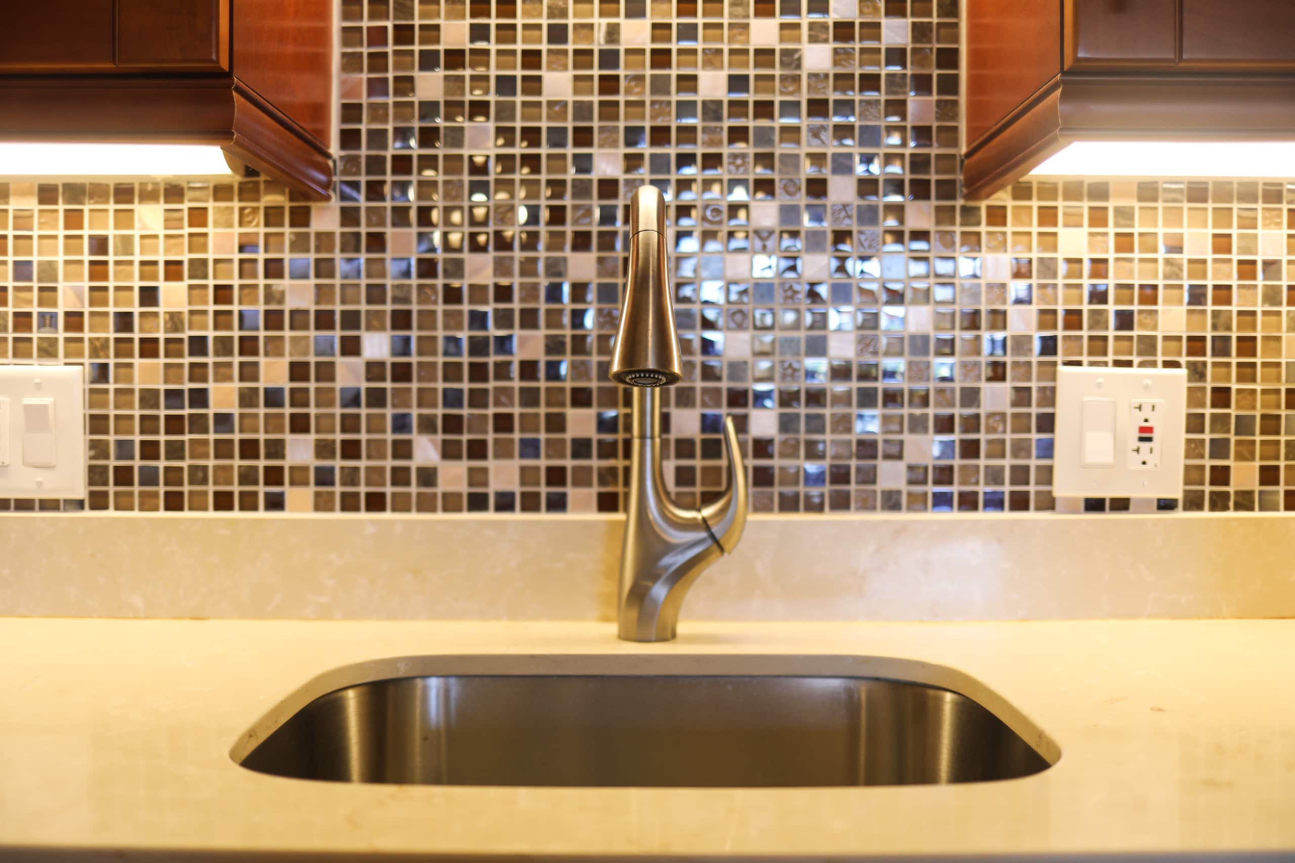 Condo in Kihei · ★4.89 · 1 bedroom · 3 beds · 1 bath - Image 9