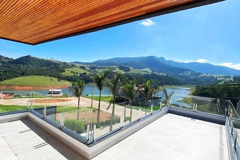 Luxury house equipped with dam view