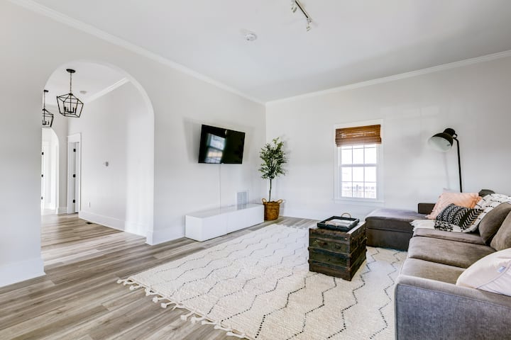 Historic Concord Mill House With Fenced Backyard - Concord, NC