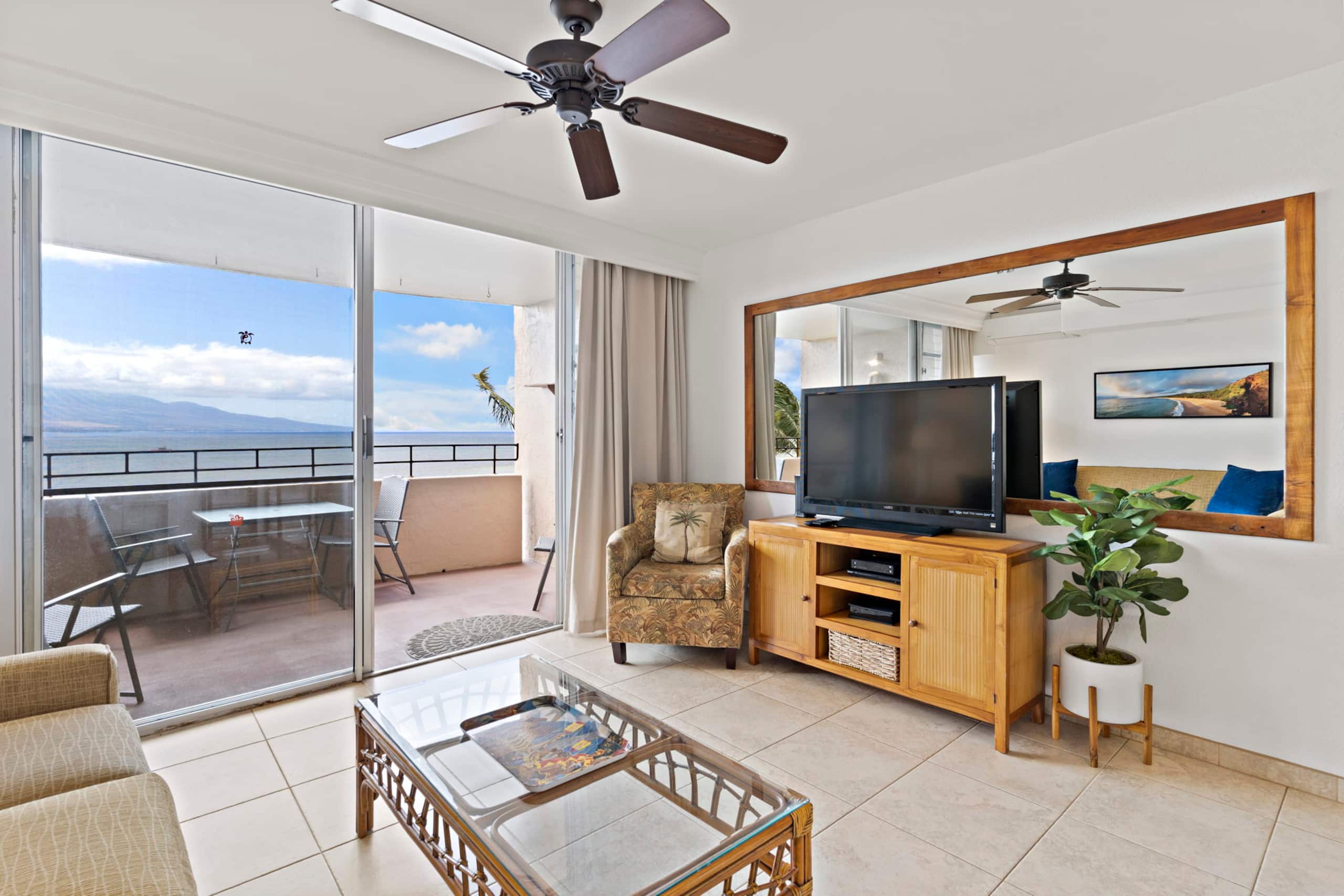 Condo in Wailuku · ★4.83 · 1 bedroom · 1 bed · 1 private bath - Image 4