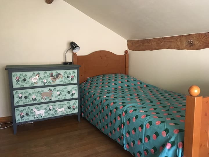 Chambre Cosy Mansardée Dans Maison Calme - Toulouse