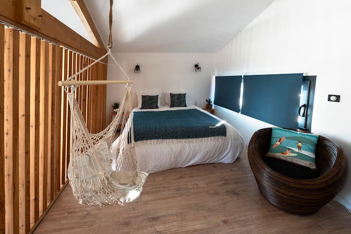 Spavaća soba br. 4 (mezzanine), bračni krevet (160x200)