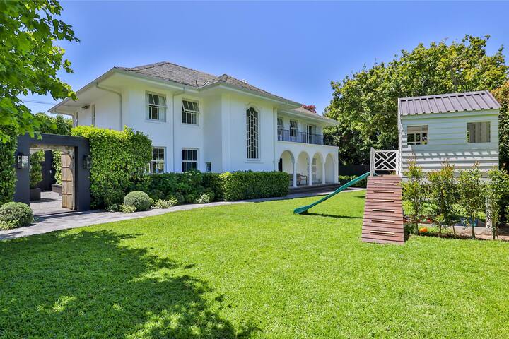 Modern family Villa with CrossFit gym and sauna gallery image 3