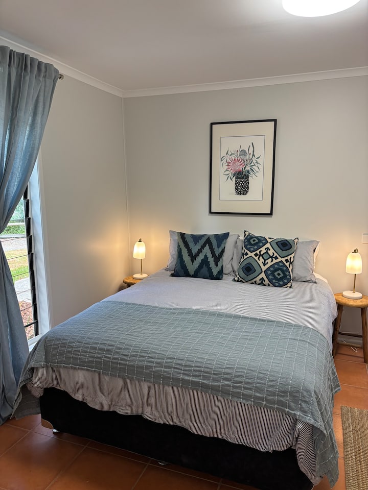 Mansfield On The Manning Waratah - Taree